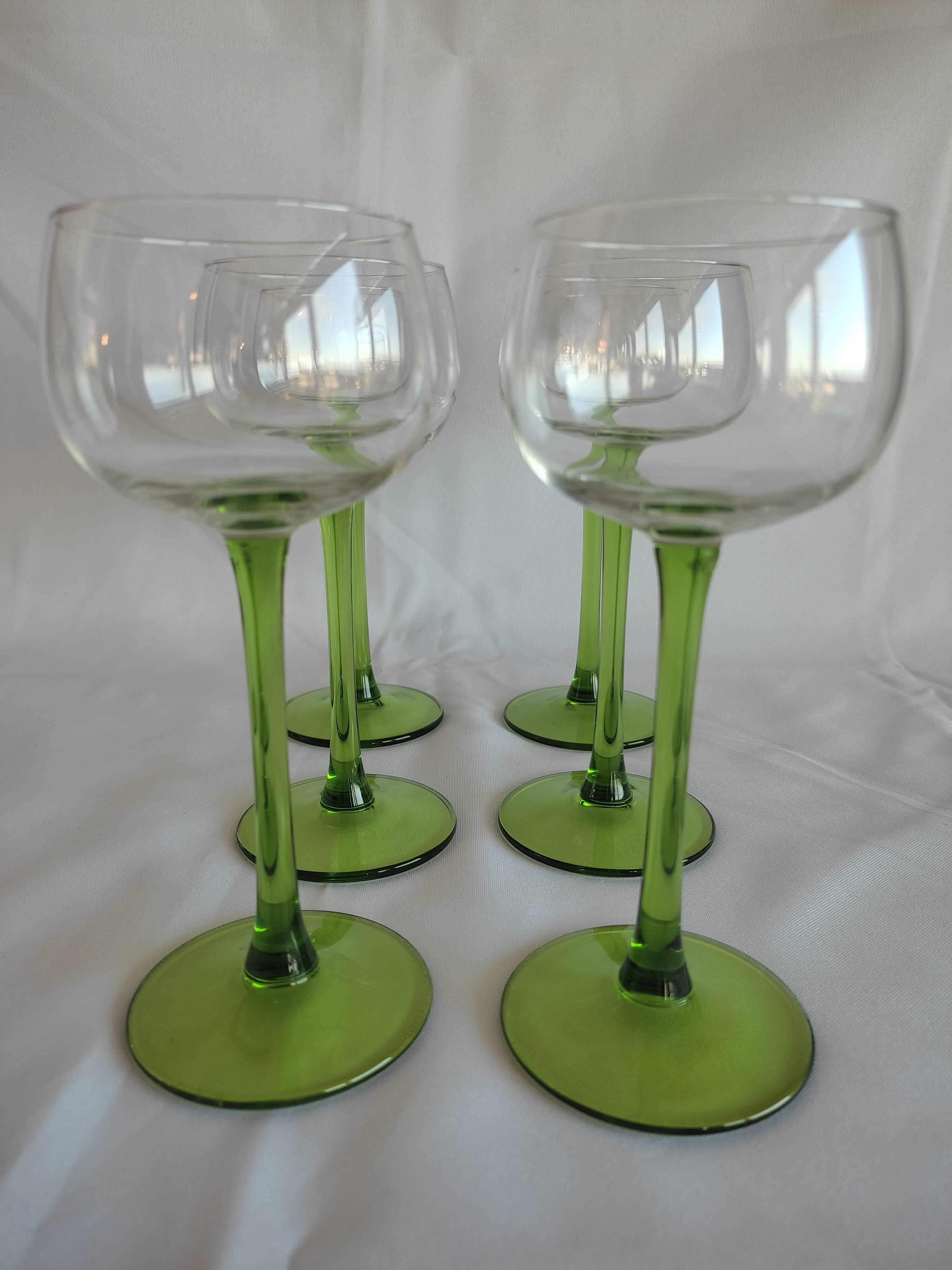Lot wine glasses Alsace