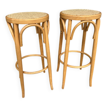 Lot de 2 tabourets de bar en rotin vintage