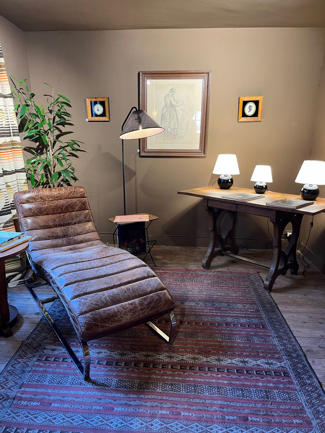 Floor lamp/magazine holder 1950