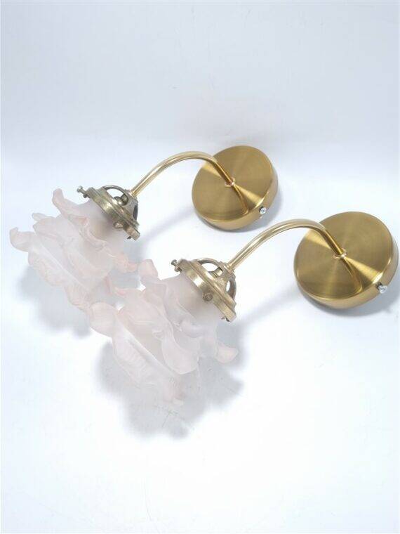 Glass paste wall lights