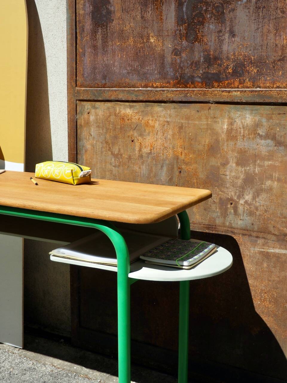 Bureau double d'école revisité