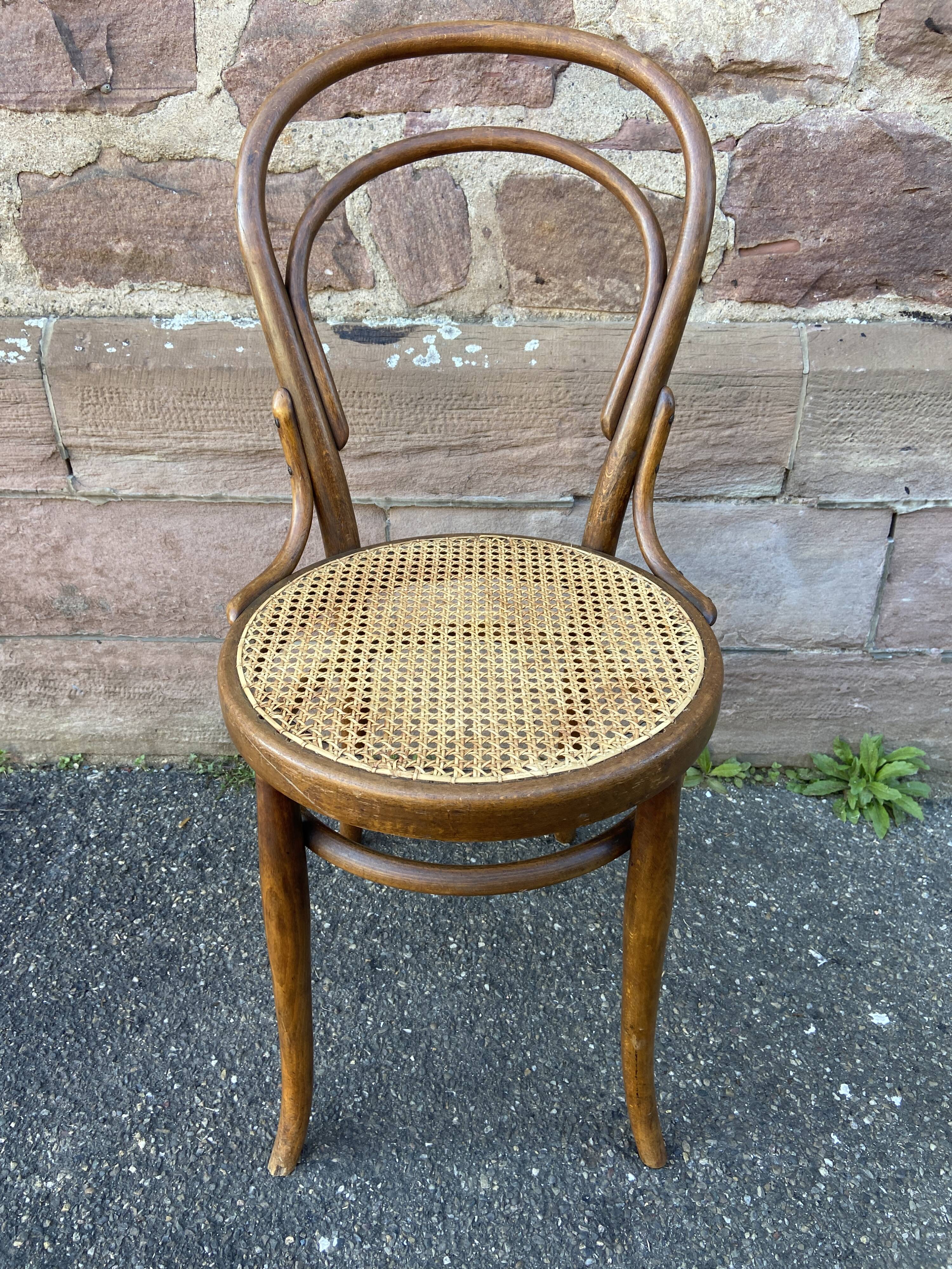 Viennese bistro chair bentwood Nr 14