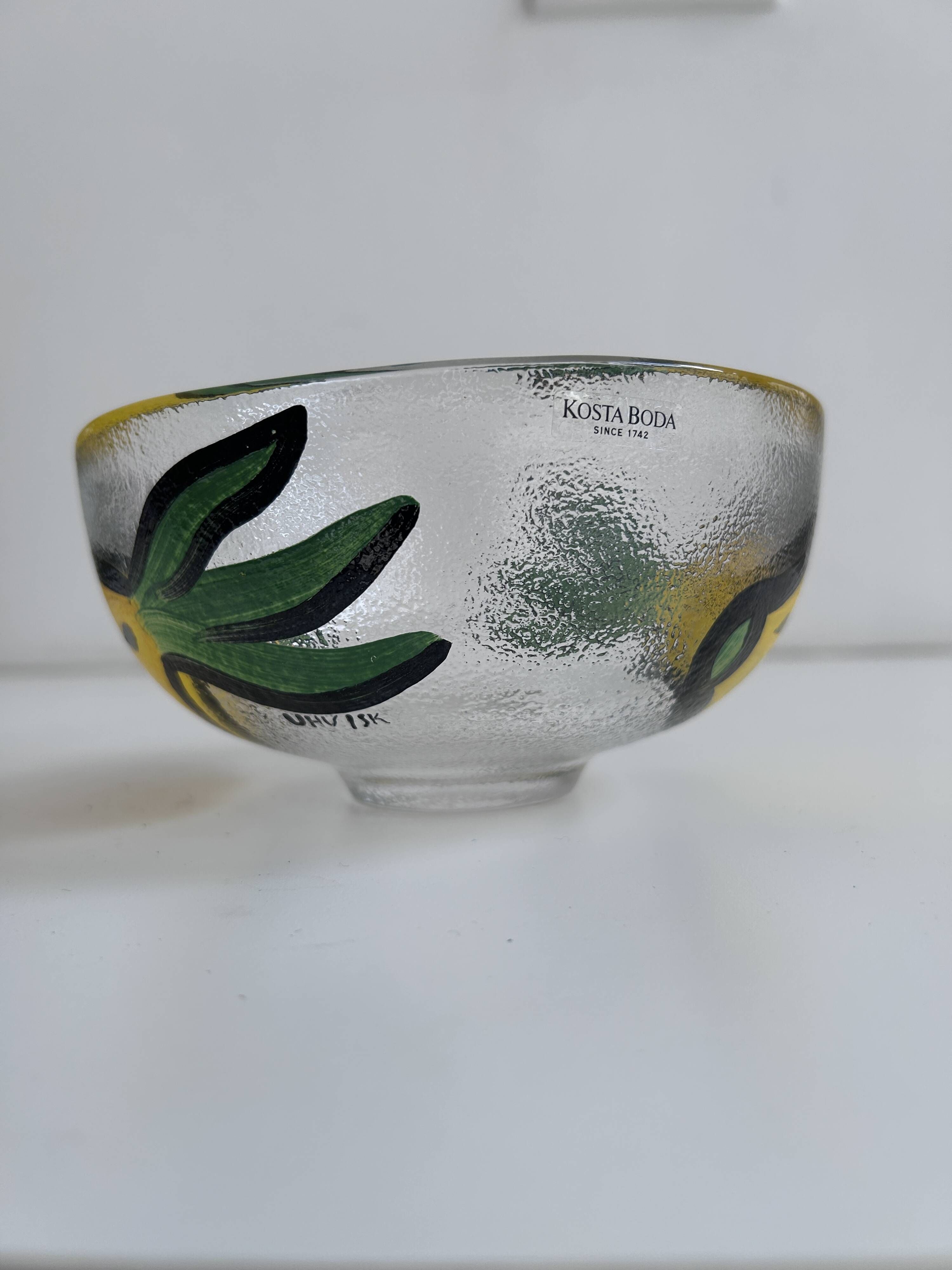 Bowl Kosta Boda by Ulrica Hydman Vallien – hand-painted glass 15 cm