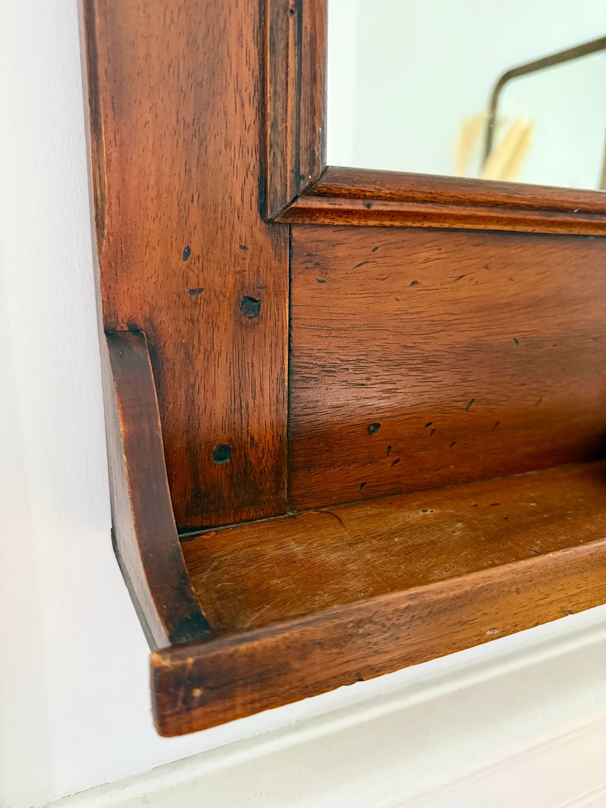 Antique wooden dressing table mirror – classic charm
