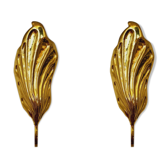 Ensemble de 2 lampes murales italiennes en forme de feuille de laiton moderne du milieu du siècle par Tommaso Barbi