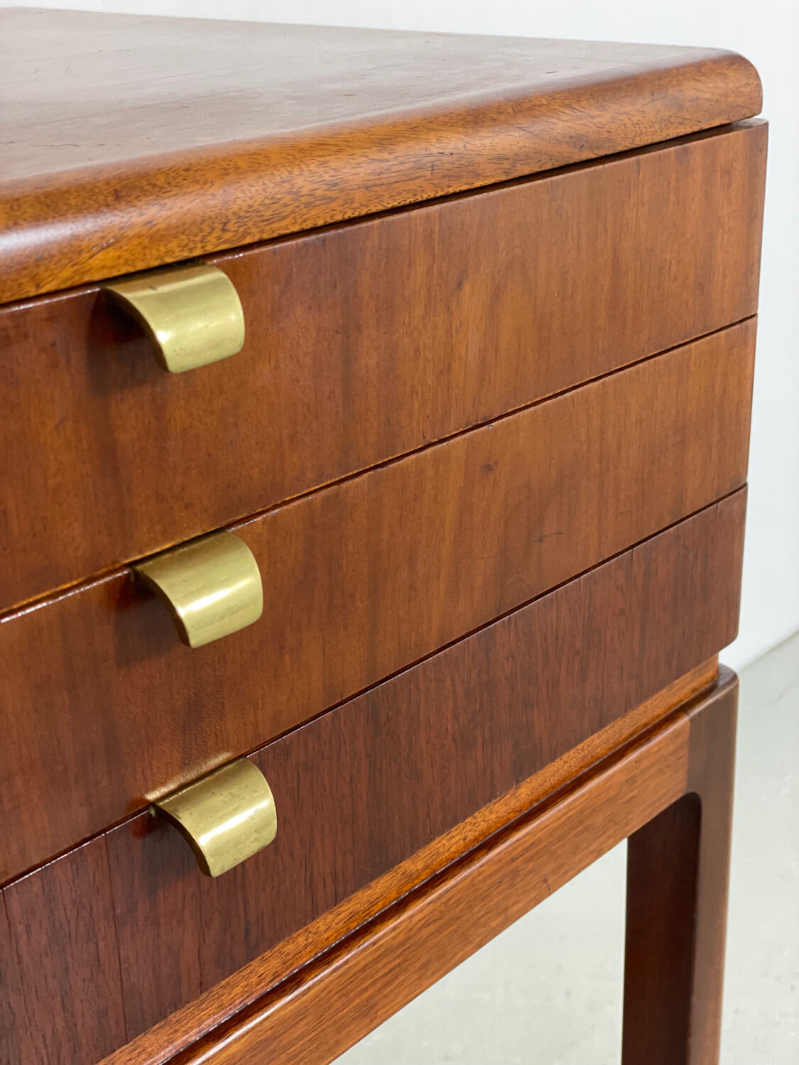 Danish console with drawers in mahogany 1940s