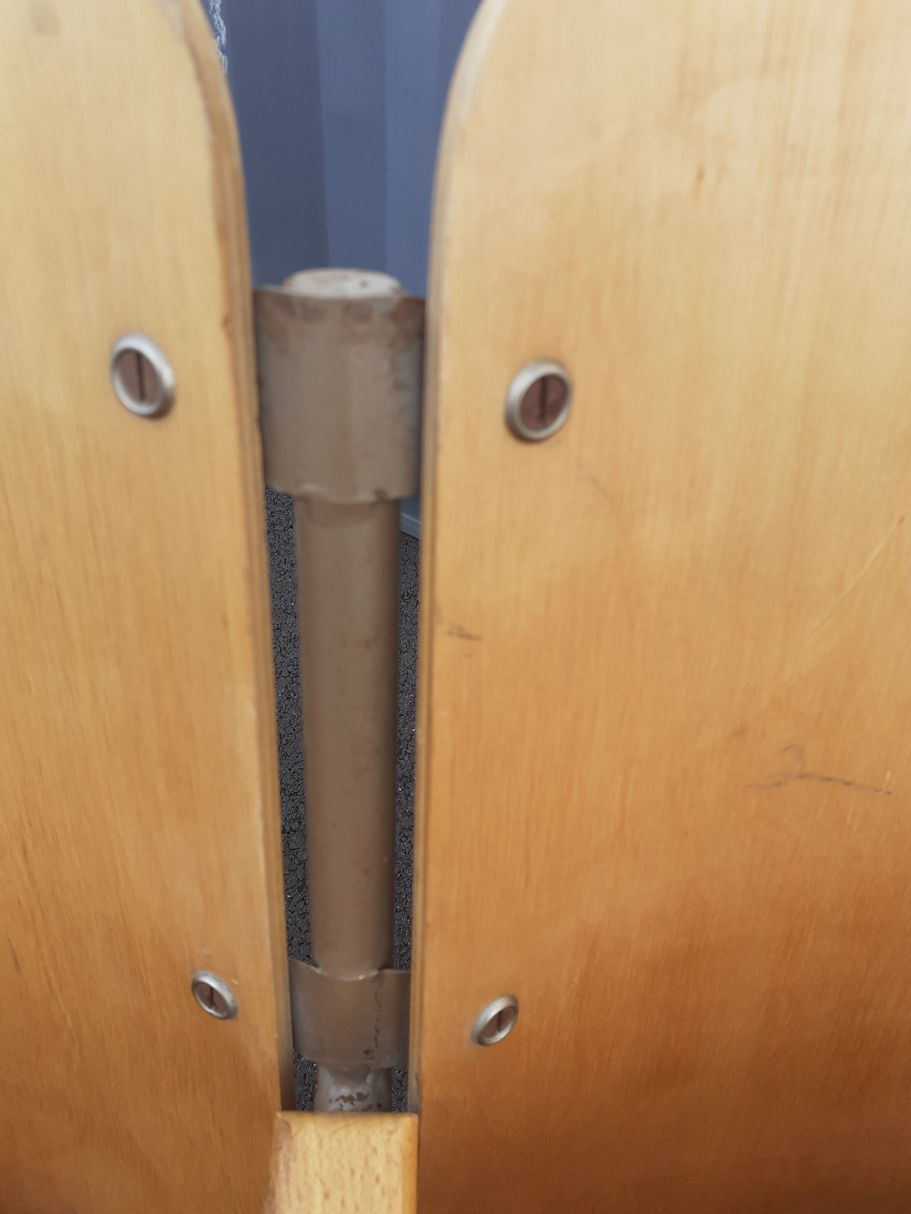 Wheelchair cinema theatre strapontin