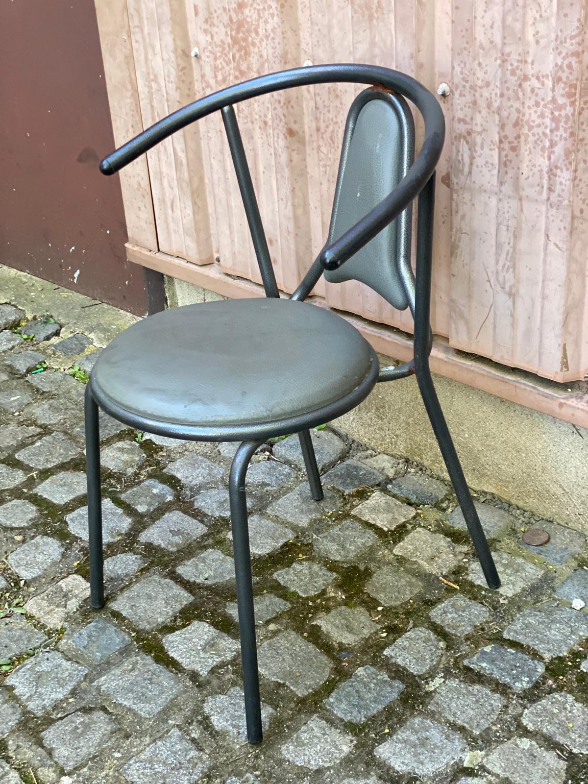 Vintage bistro chair in steel and grey leather from the 1980s.