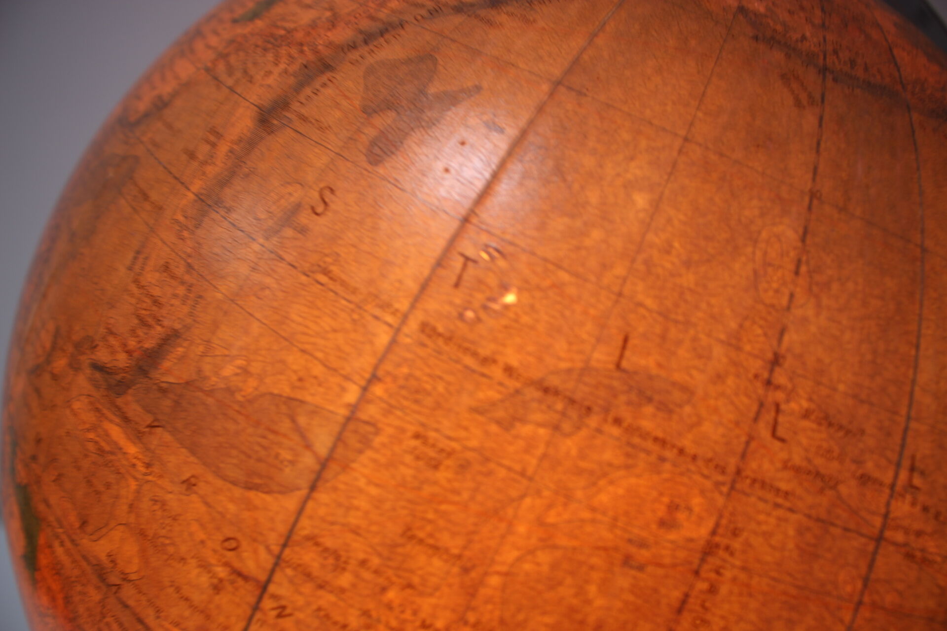 Mid-Century Light Glass Globe With Wooden Base by Paul Rath, 1950s