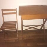 Foldable children's desk