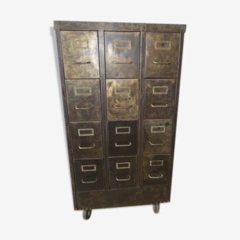 Industrial metal storage cabinet