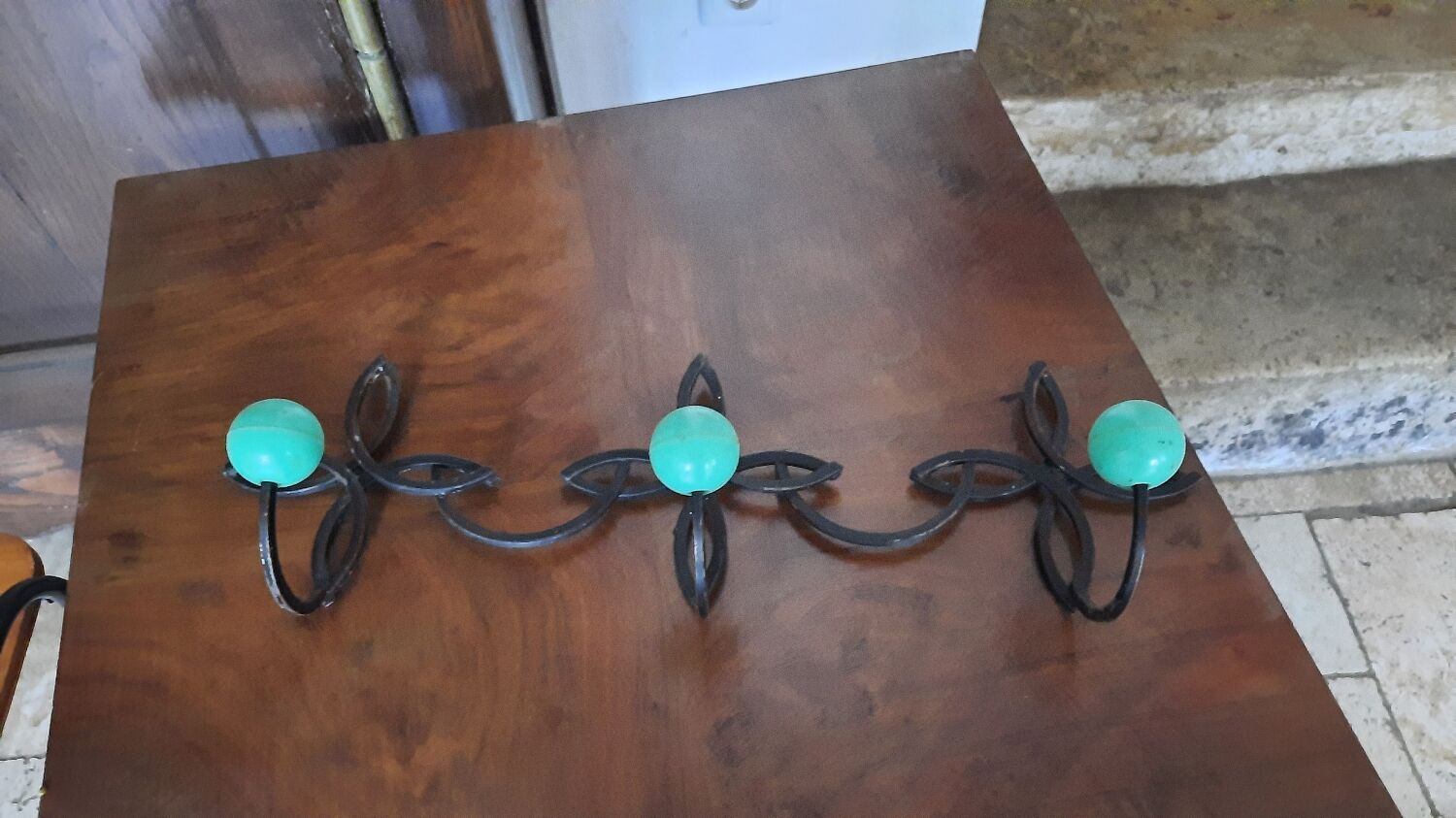 Wall coat rack 3 balls