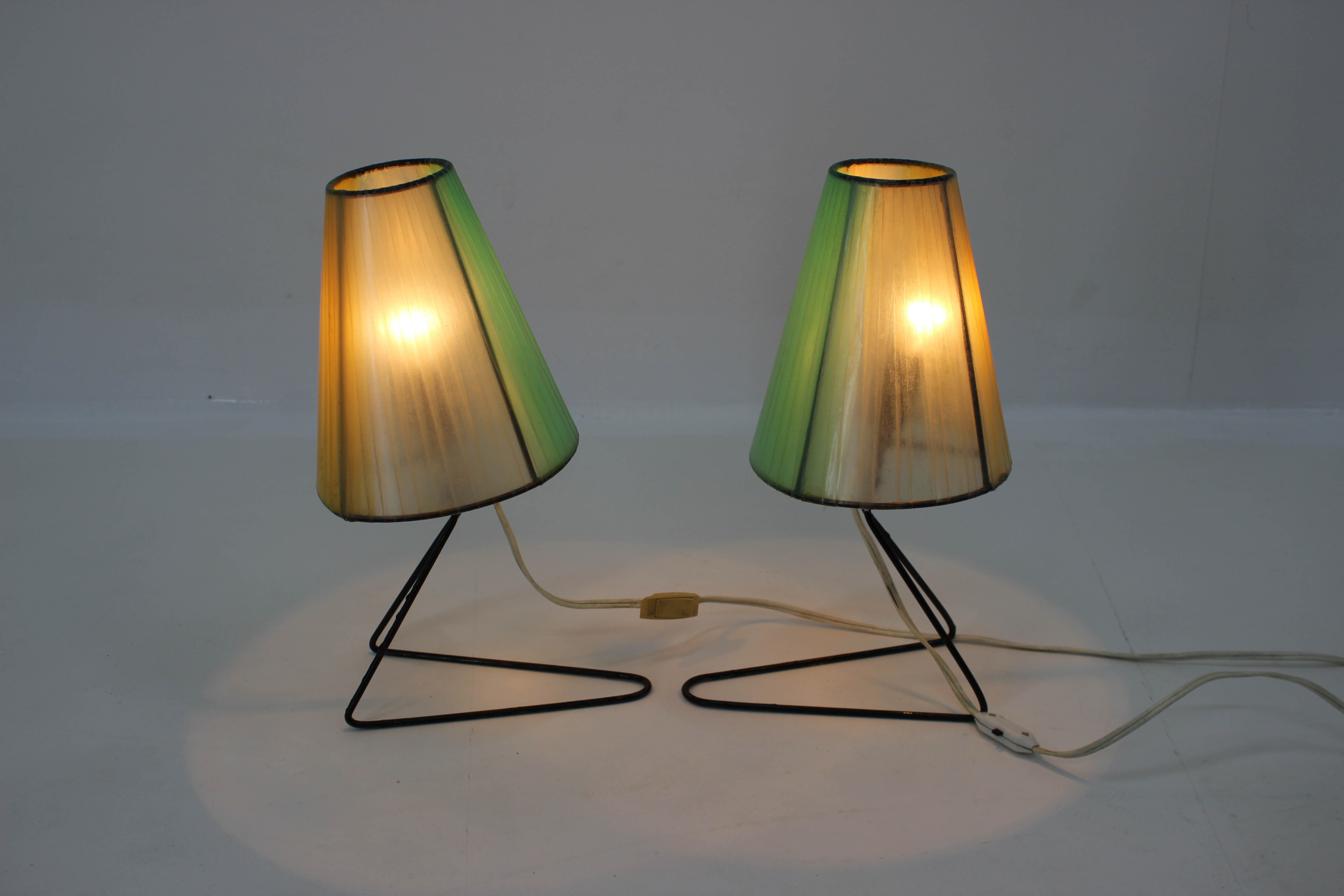 Ensemble de deux lampes de table du milieu du siècle, 1960