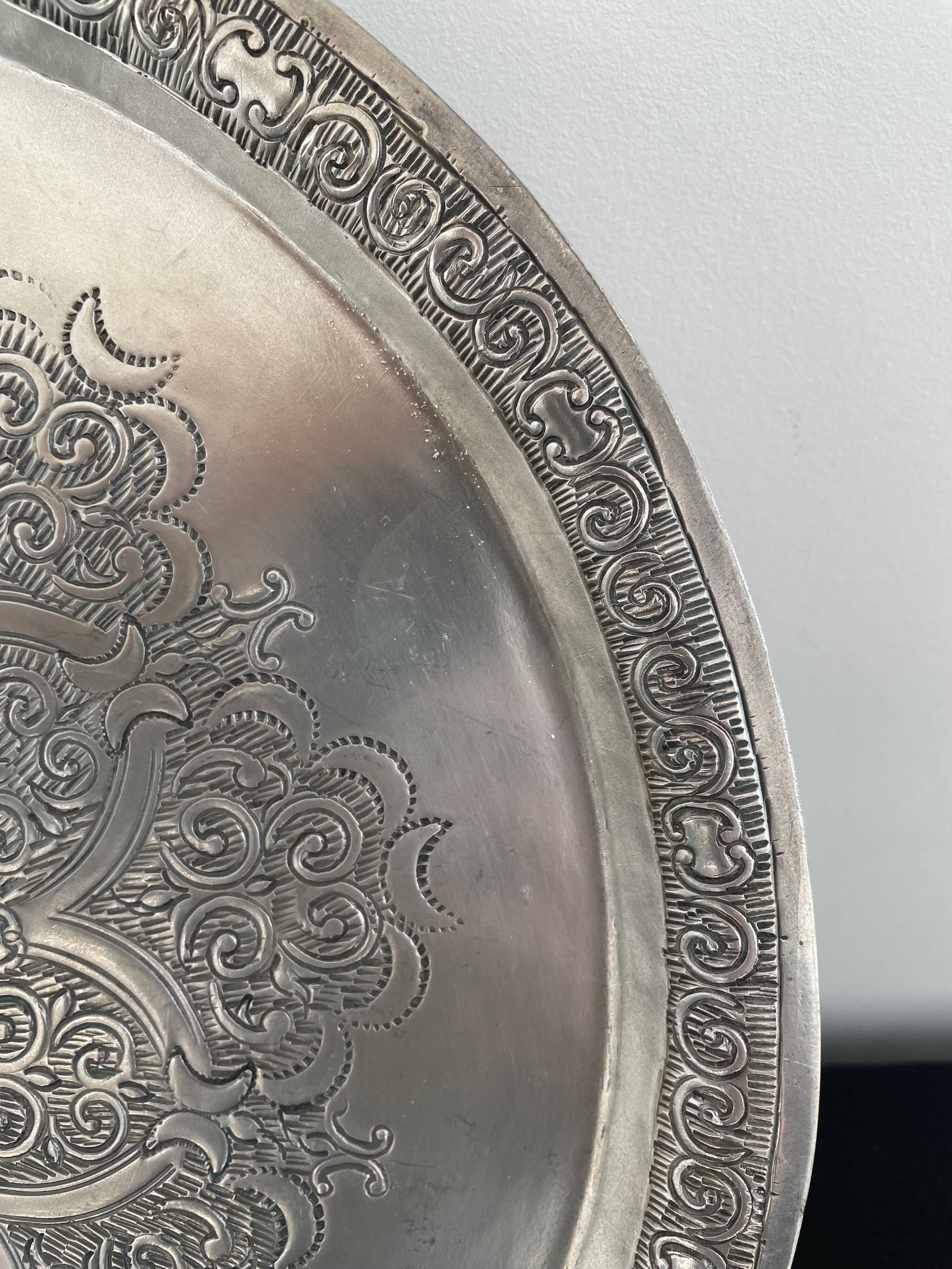 Round silver metal top - rosettes - frieze - Vintage - France