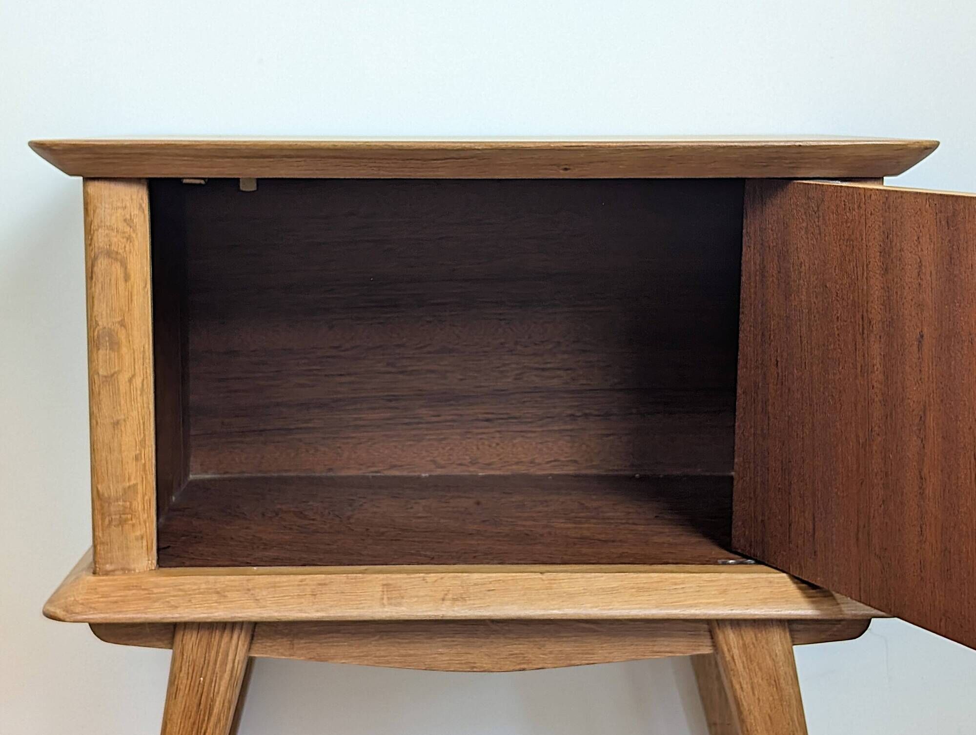 Table de chevet 60'