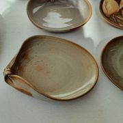 6 enamelled sandstone cups