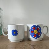 Set of 2 vintage porcelain mugs