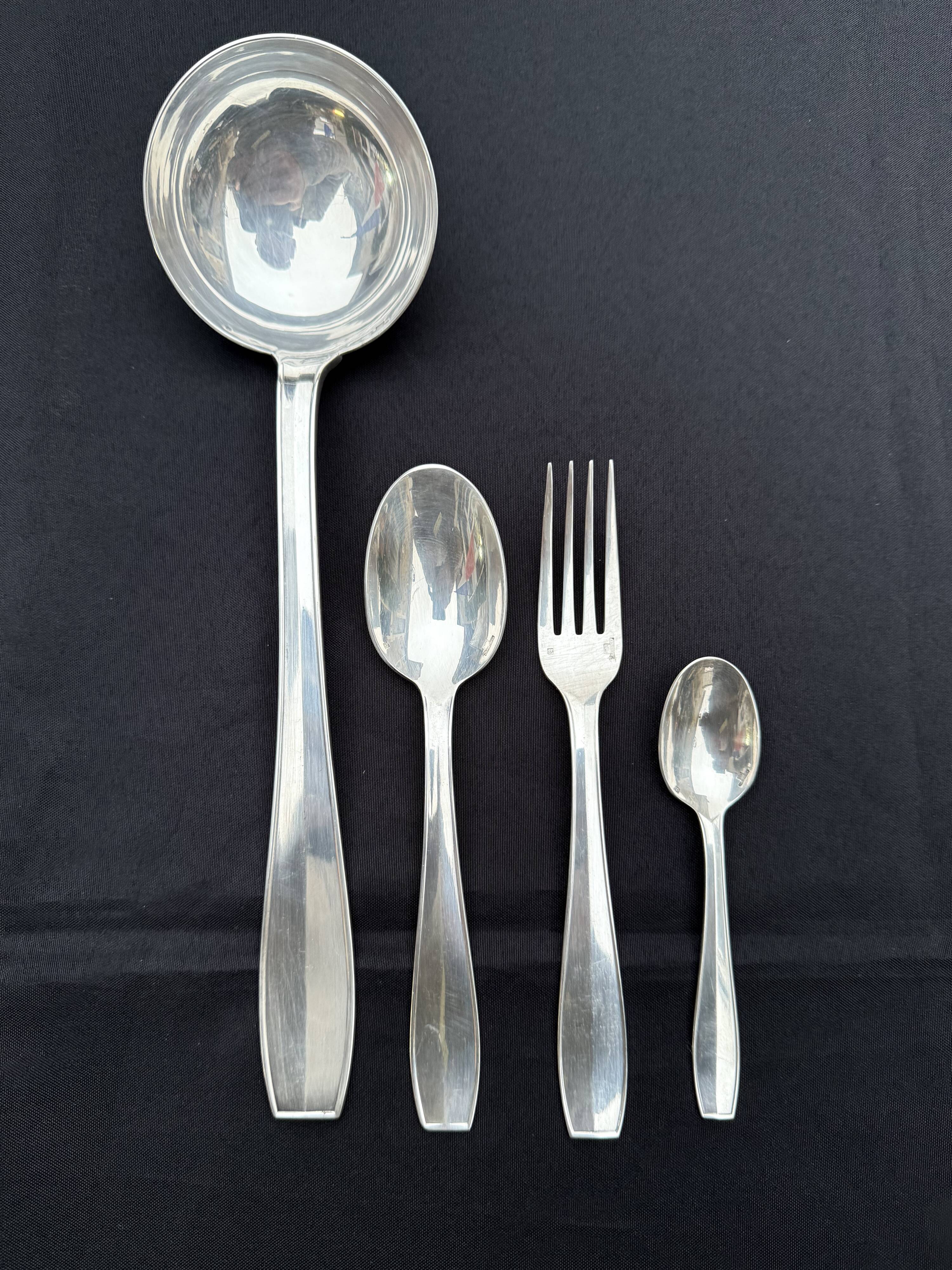 Christofle 37-piece cutlery set, Atlas model