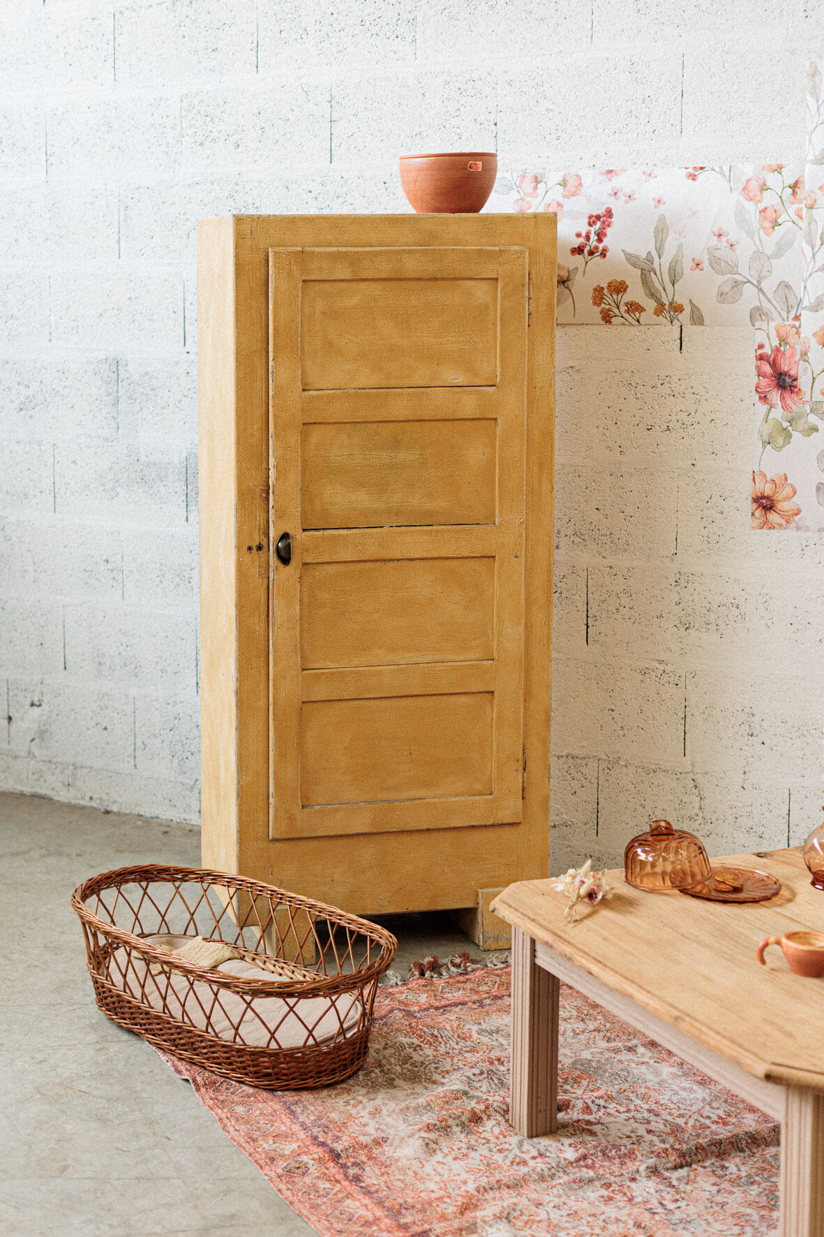 Coffee table square wood