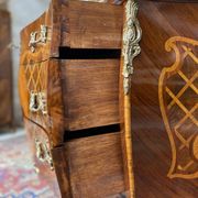 Chest of drawers stamped in marquetry Louis XV style