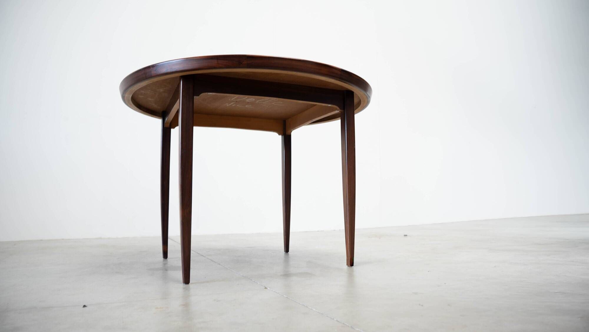 Scandinavian rosewood round dining table