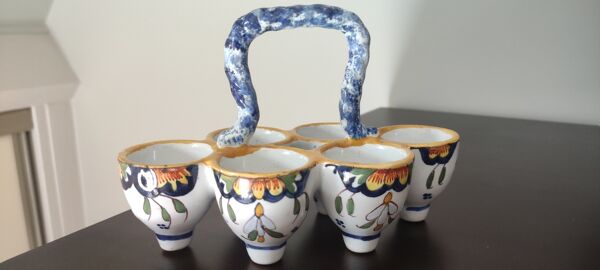 Ancien porte coquetier breton