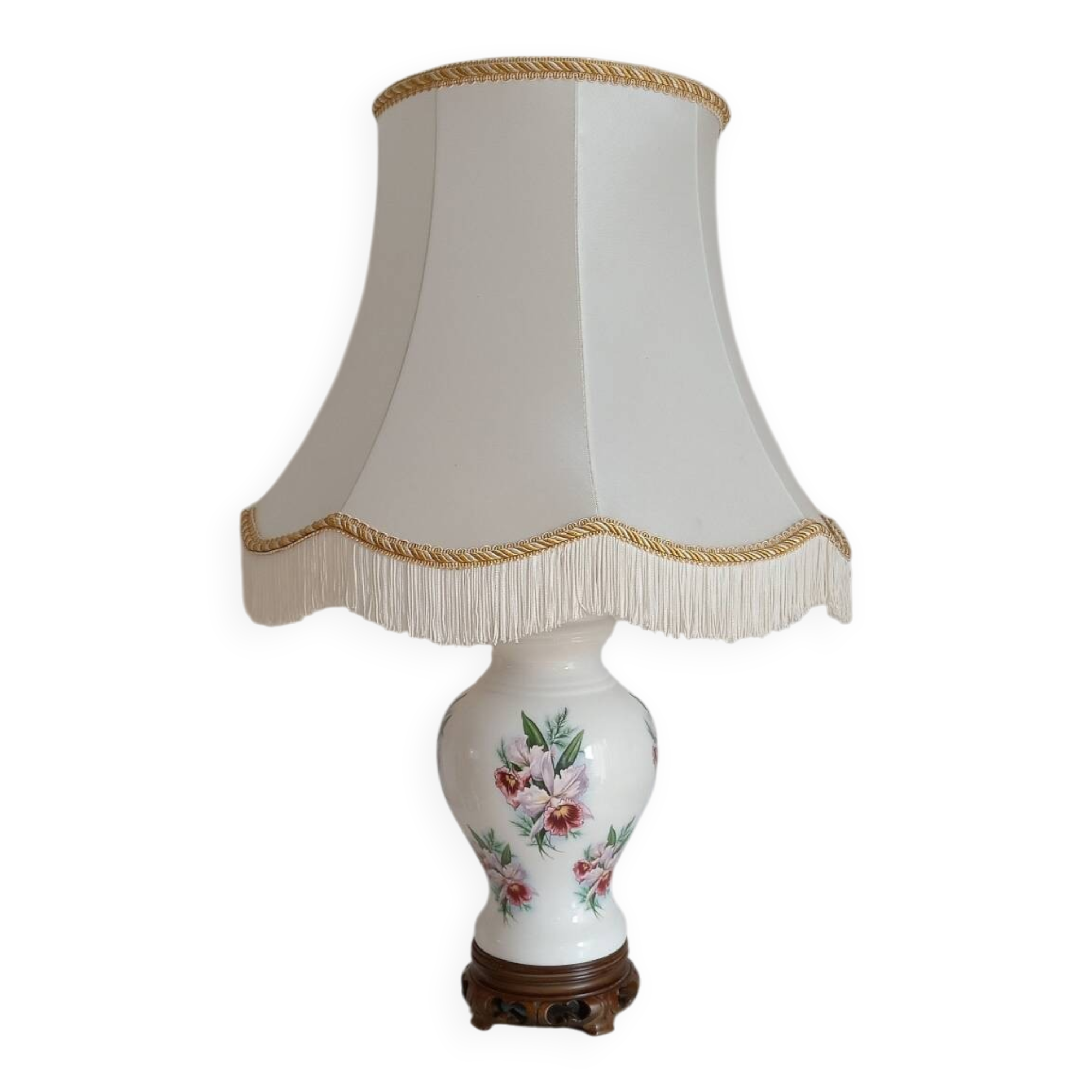 Table lamp