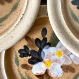 Assiettes à dessert en céramique MBFA Pornic , années 70