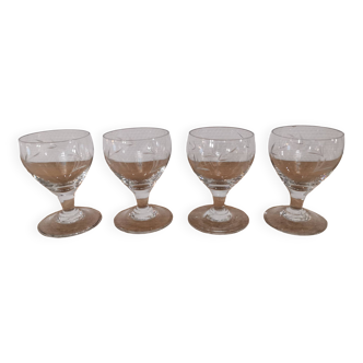 Set of 4 finely engraved vintage port wine glasses