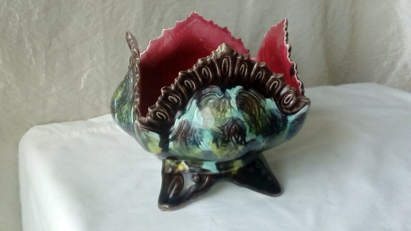 POT COVER IN SLURRY ART NOUVEAU ERA