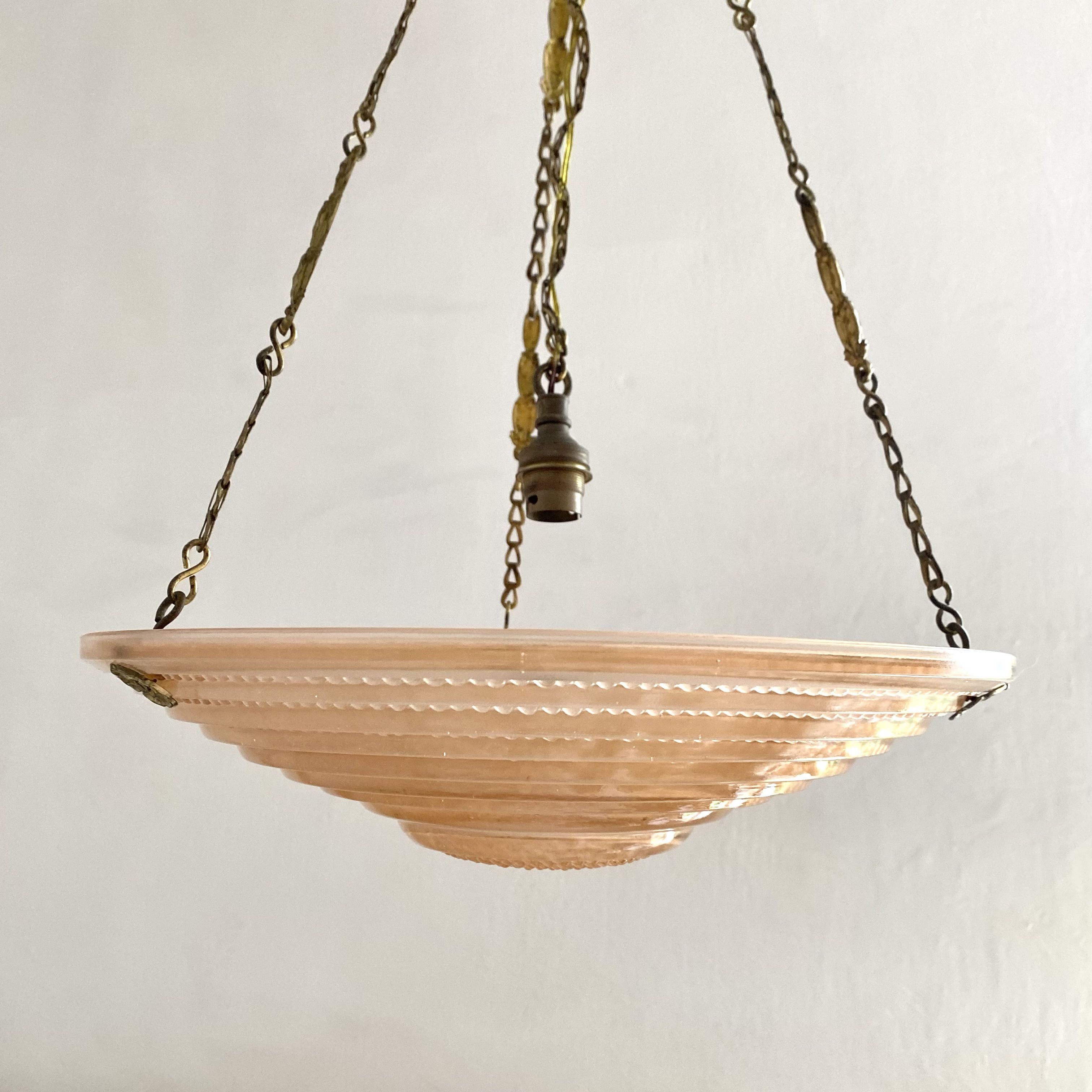 Art Deco suspension basin pink glass Lauris France