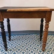 Table bistrot