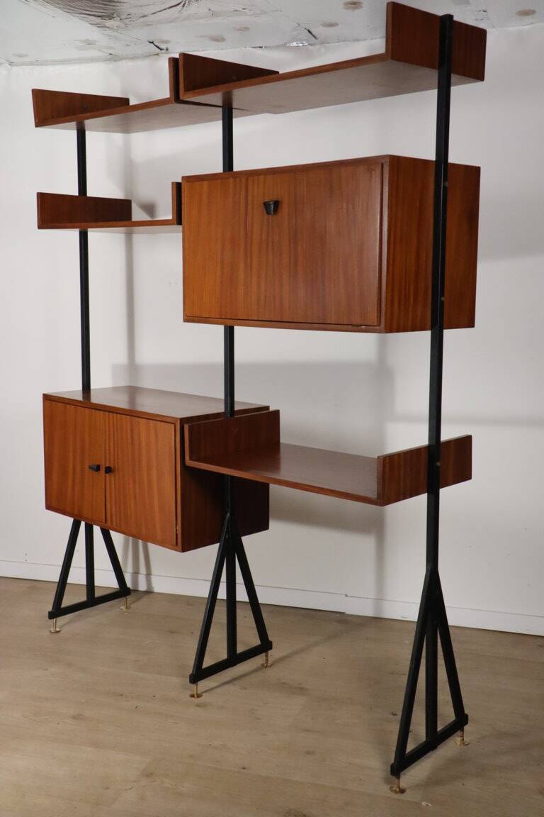 Vintage modular bookcase in wood and metal, Italy, 1960