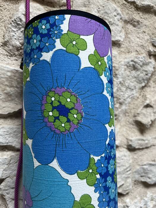 Vintage blue portable lamp