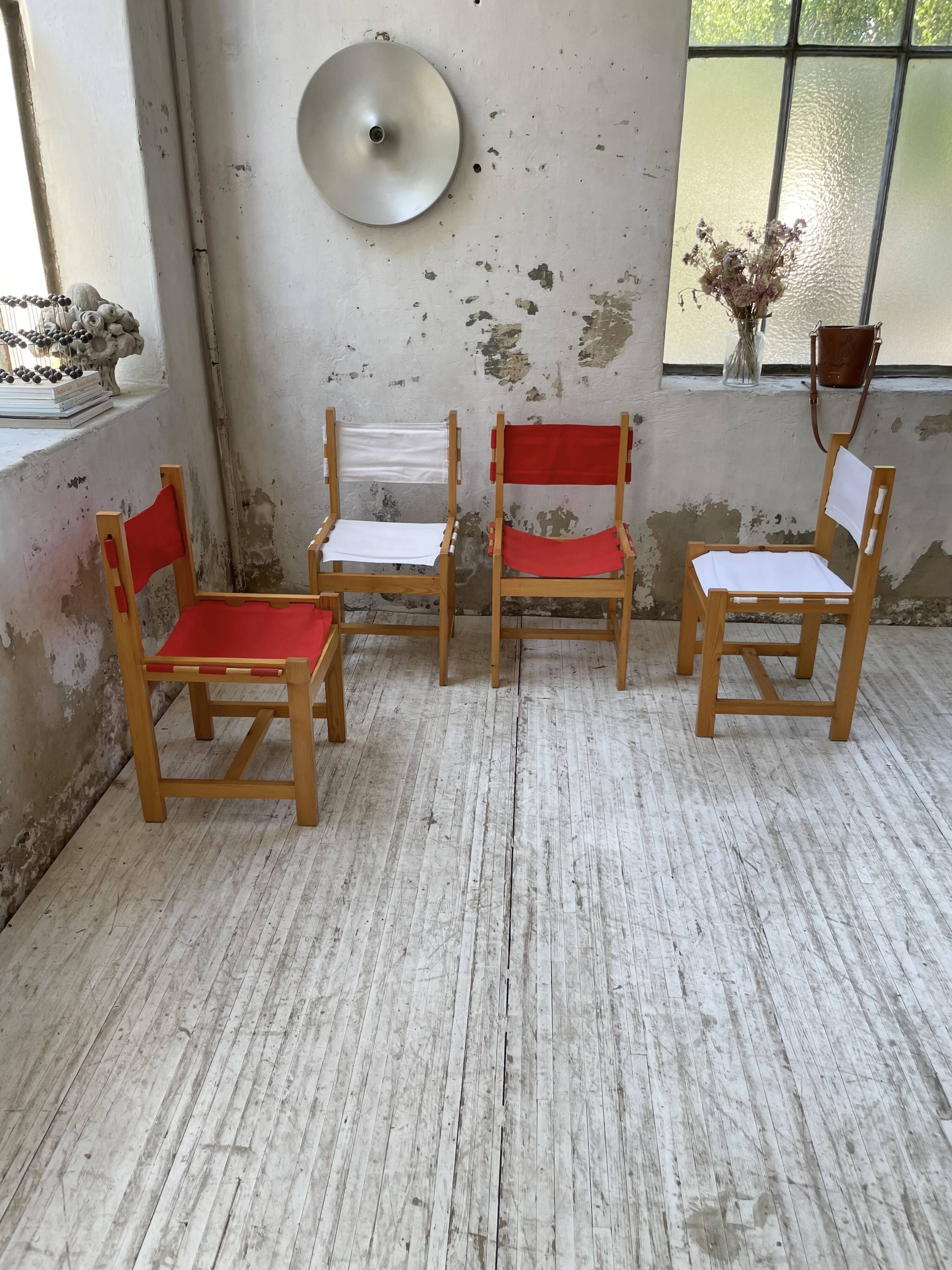 Set of 4 80s colored pine chairs