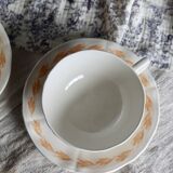 Pair of vintage Gien wheat pattern breakfast cups