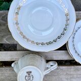 Hard porcelain service