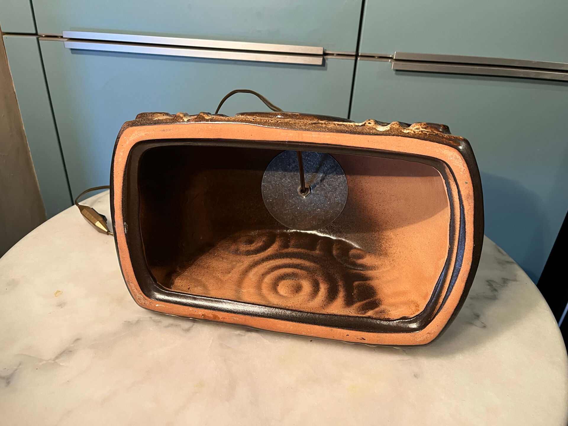 Brutalist ceramic lamp