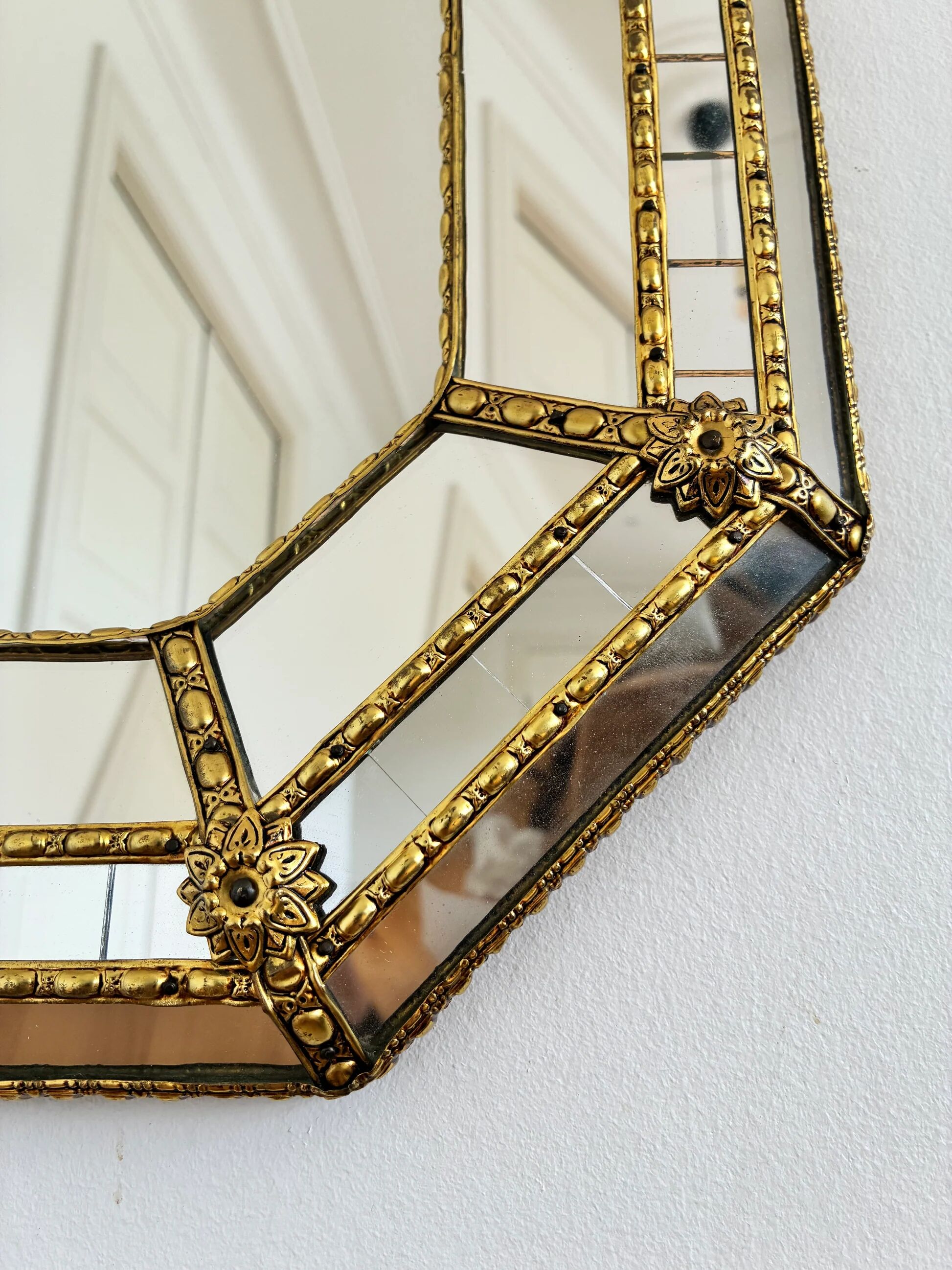 Vintage Spanish Venetian-style wall mirror, octagonal brass, 1980s Hollywood Regency