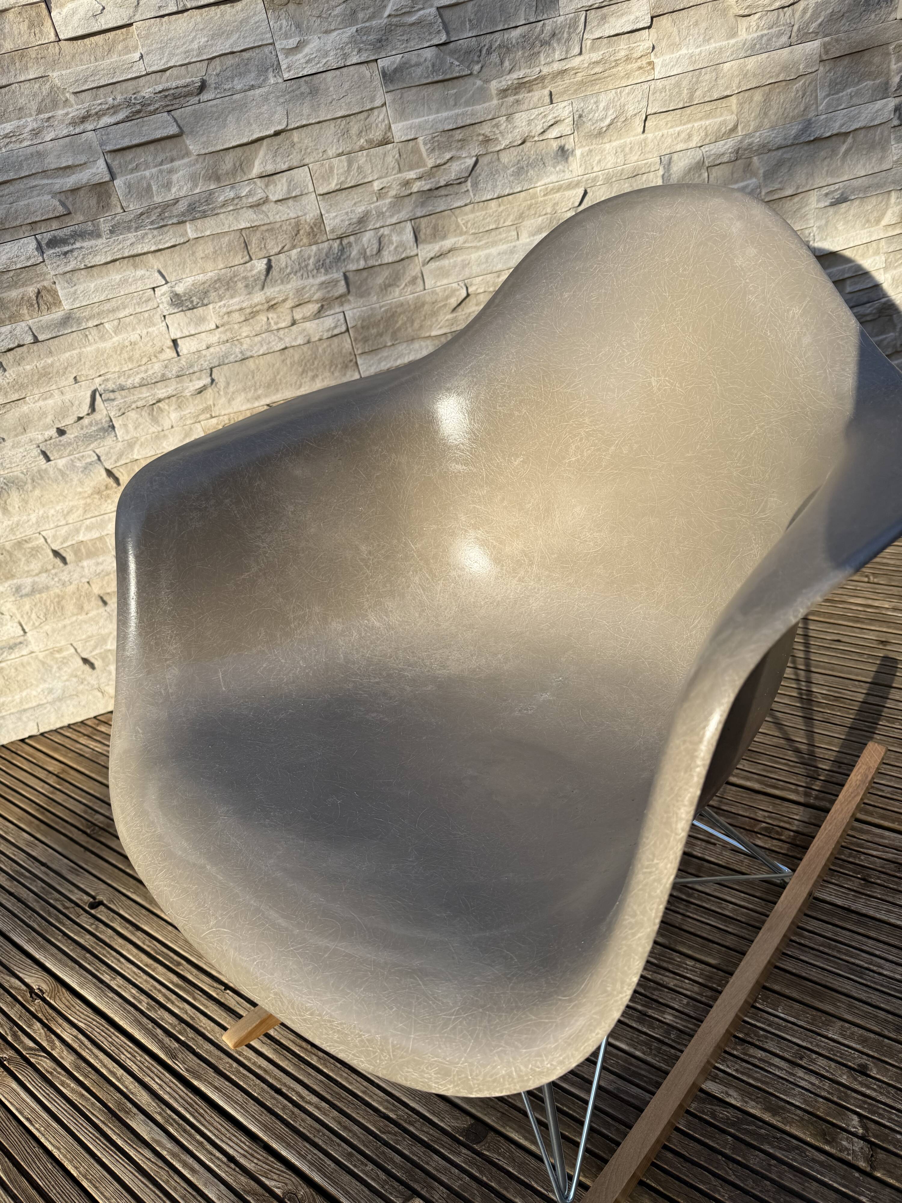 Rar herman miller hide gray charles ray eames 60s design us no vitra