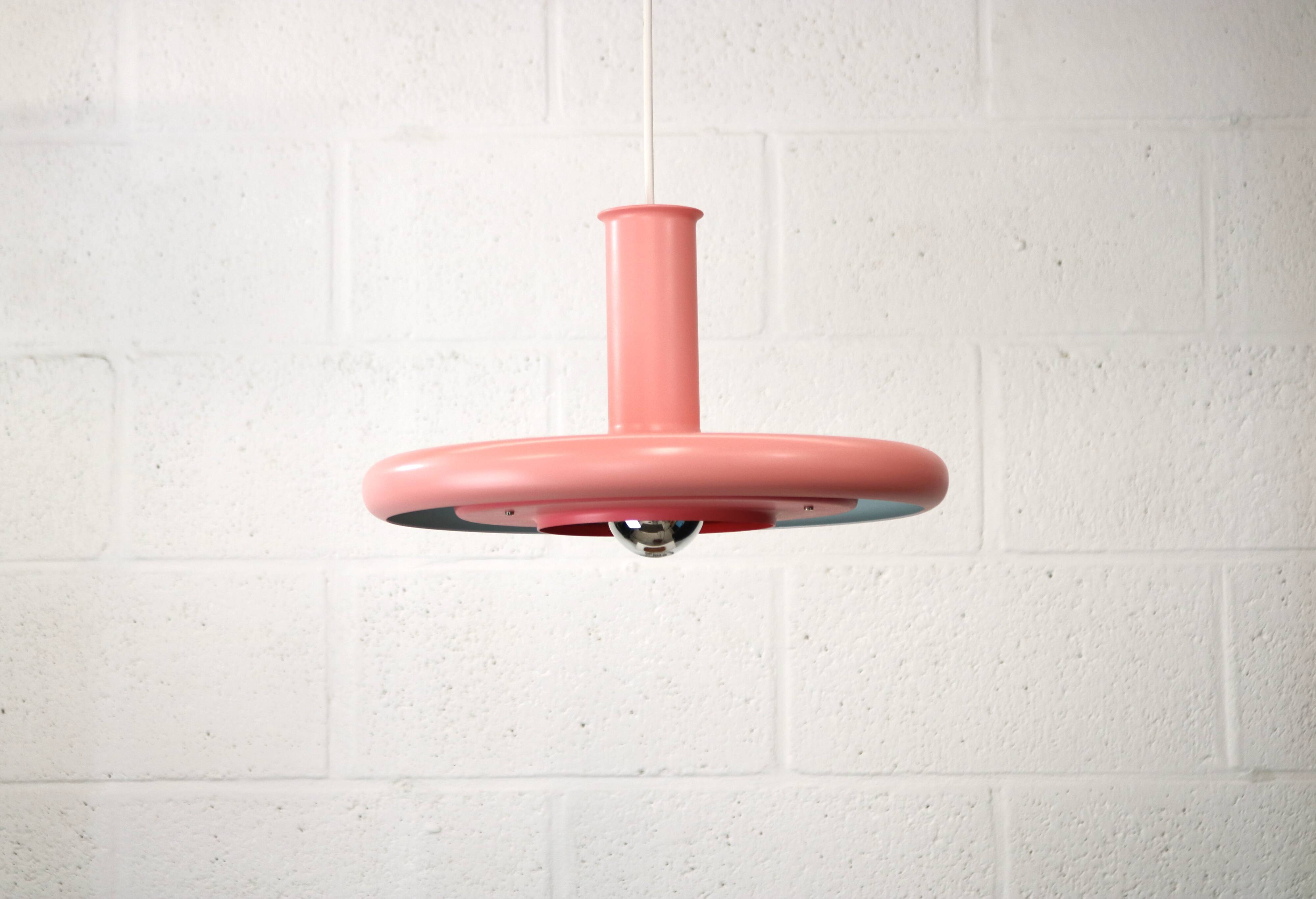 Amazing Fog & Morup 35 cm hanglamp - model Optima in pink color - designed