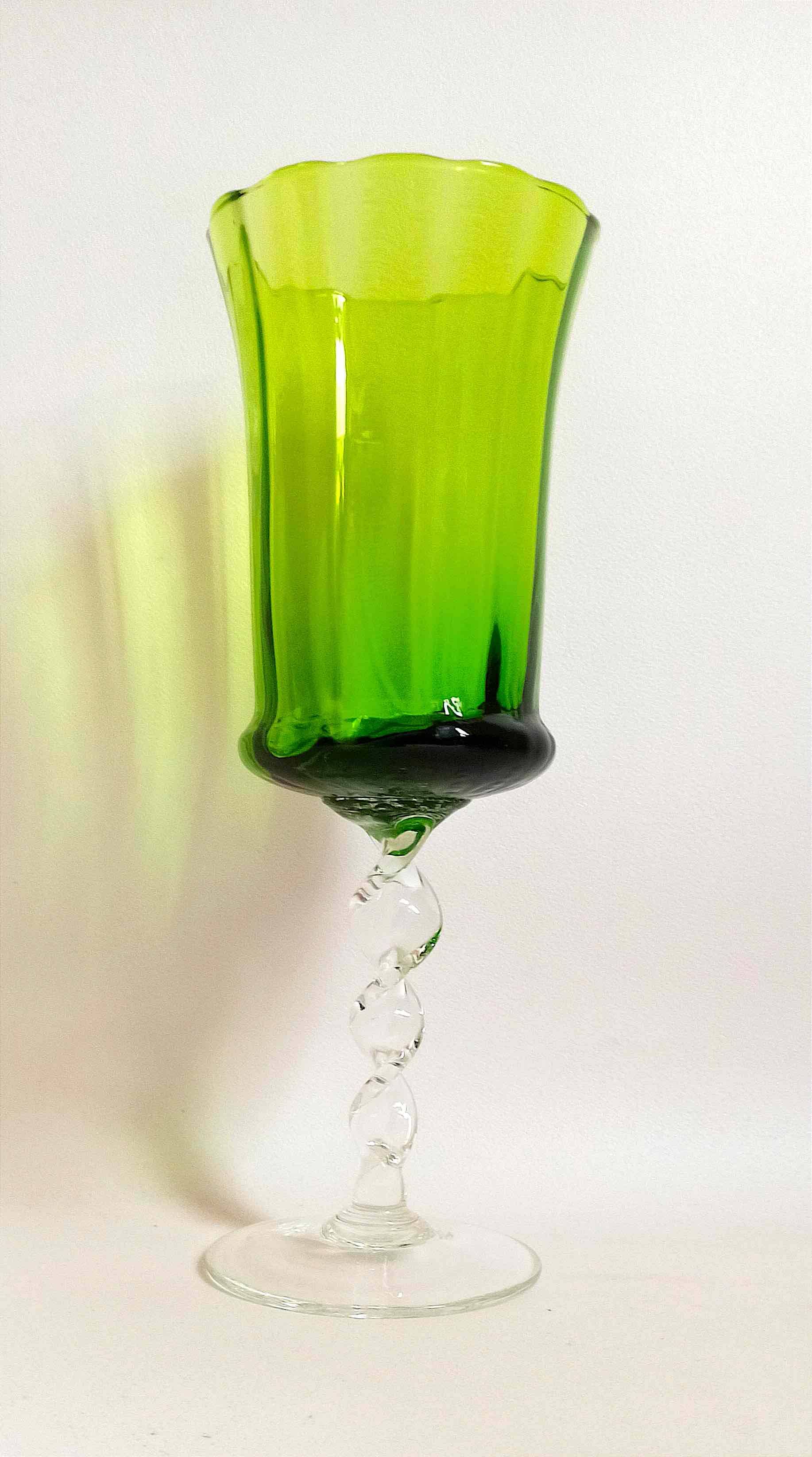 Emerald green chalice Empoli 70s Height 32 cm