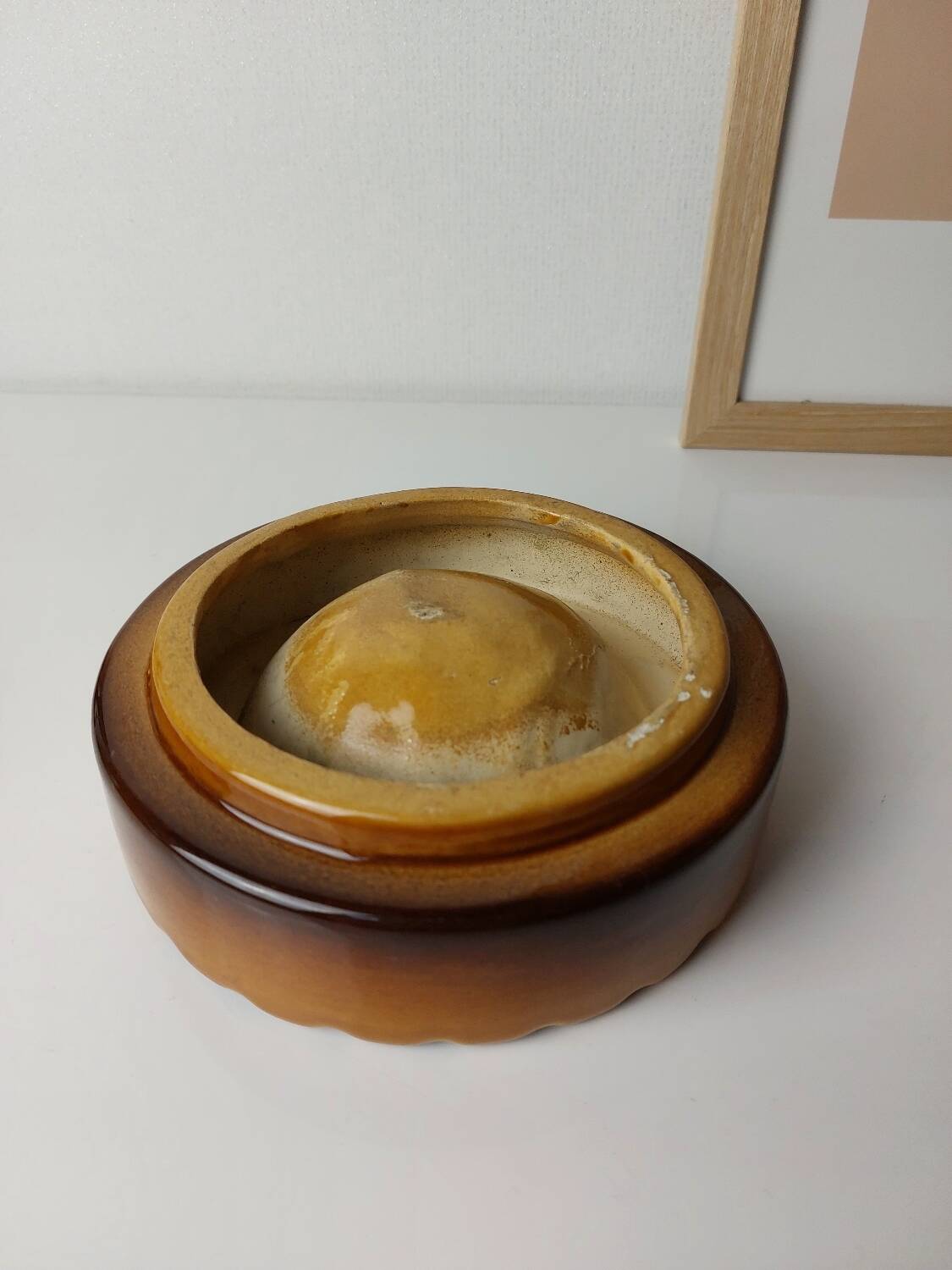 Cendrier céramique ambré années 60