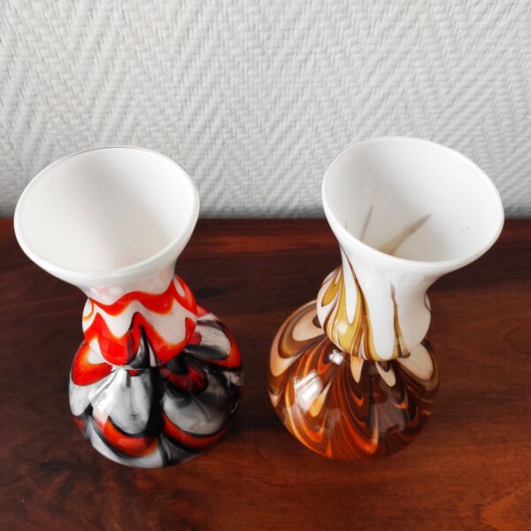 Paire de vases pop art Italien vintage 1970 verre opalin