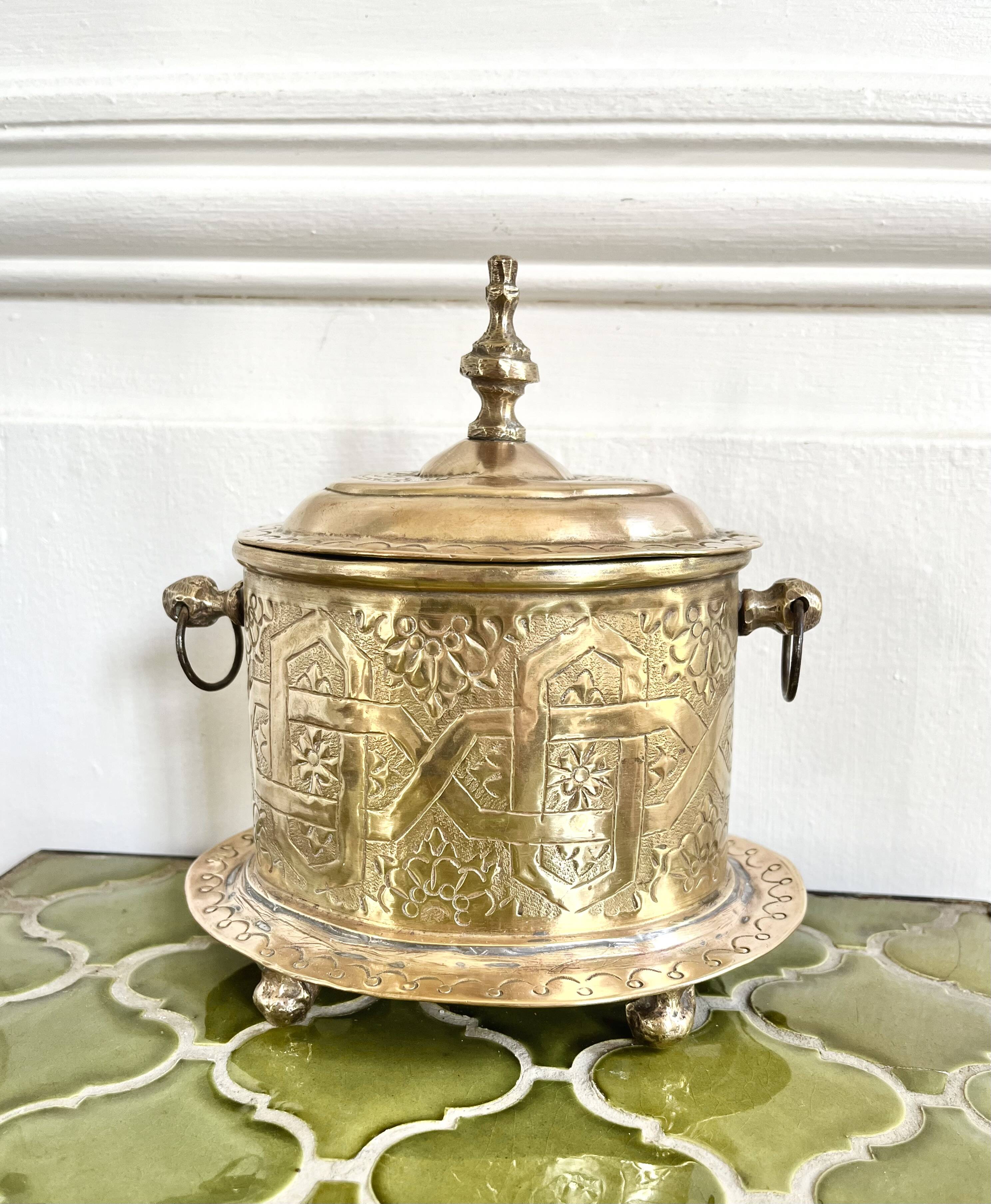 Engraved candy box sugar bowl