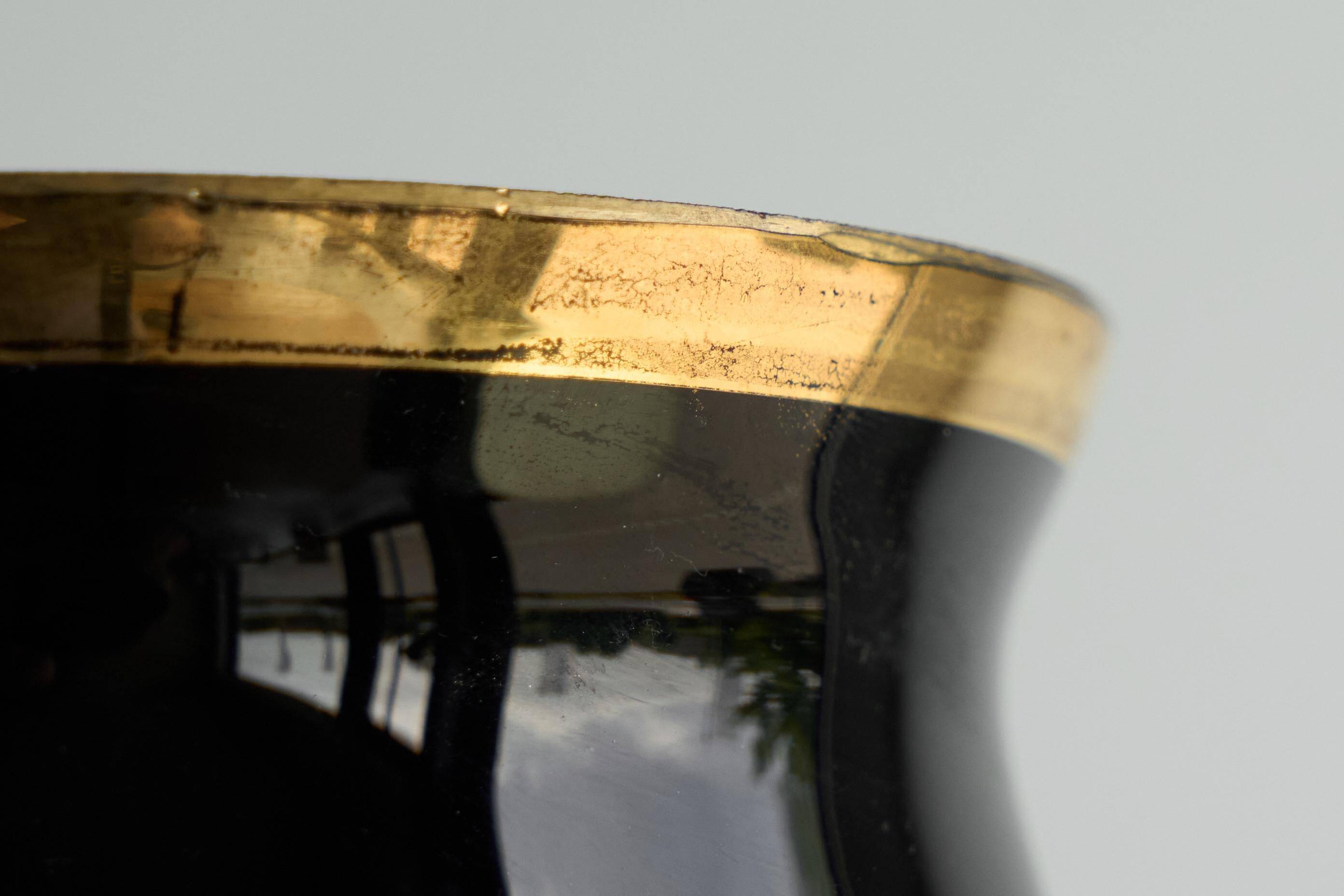 Large sculptural glass vase from the 1940s.