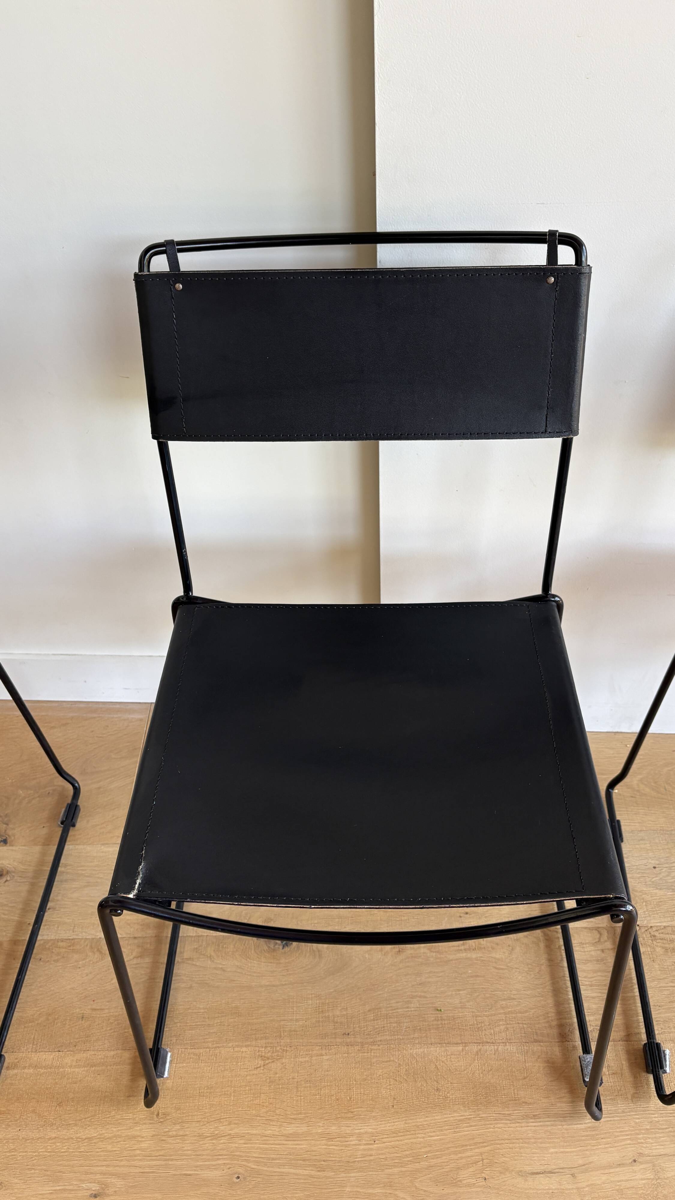 Lot of 4 chairs by Giandomenico Belotti.