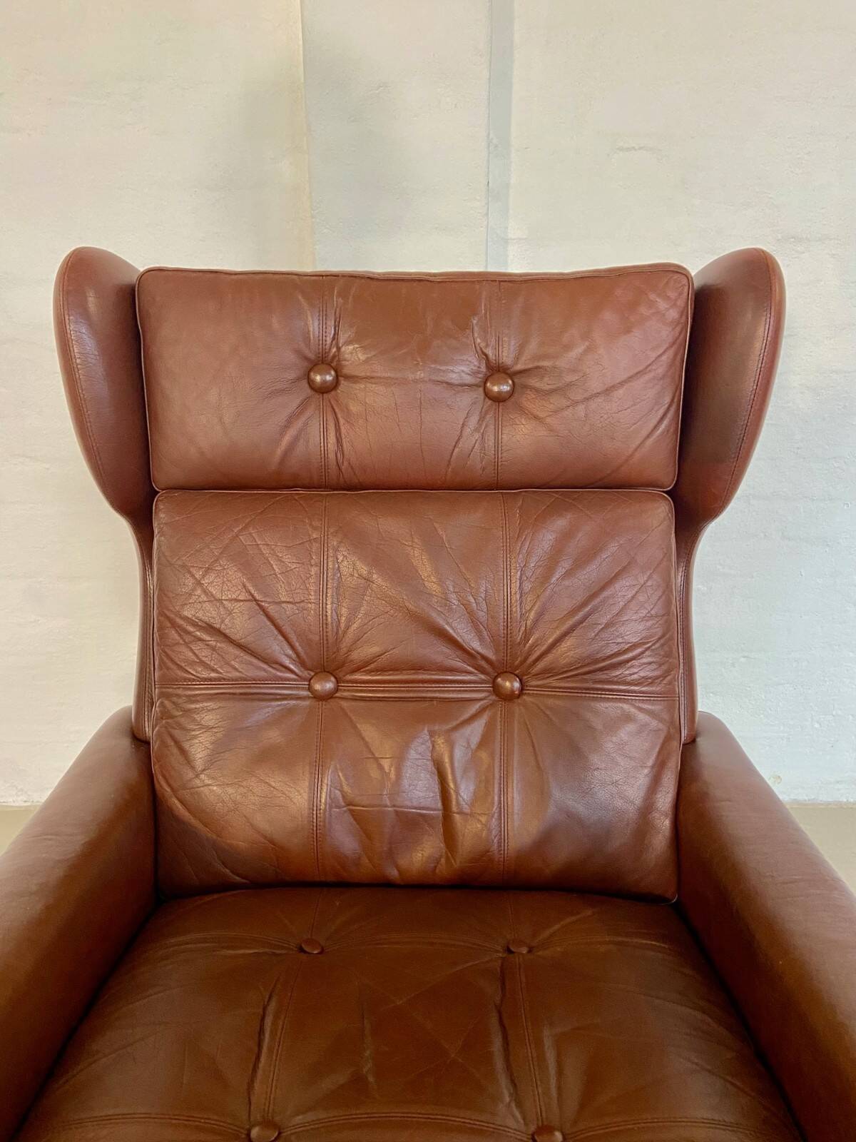 Vintage Danish retro mid-century Svend Skipper caramel brown leather chair