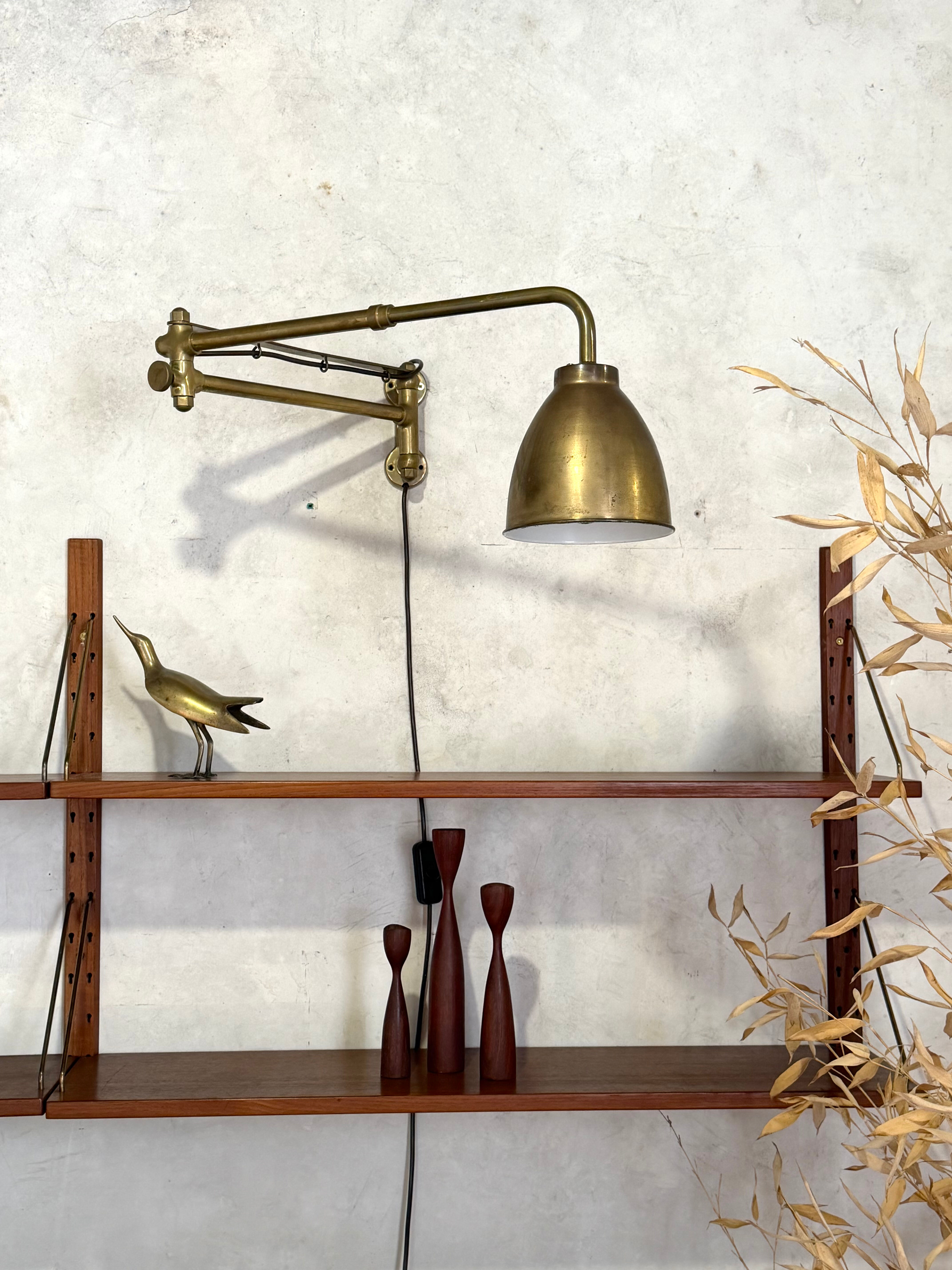 Vintage brass articulated wall lamp Scandinavian style