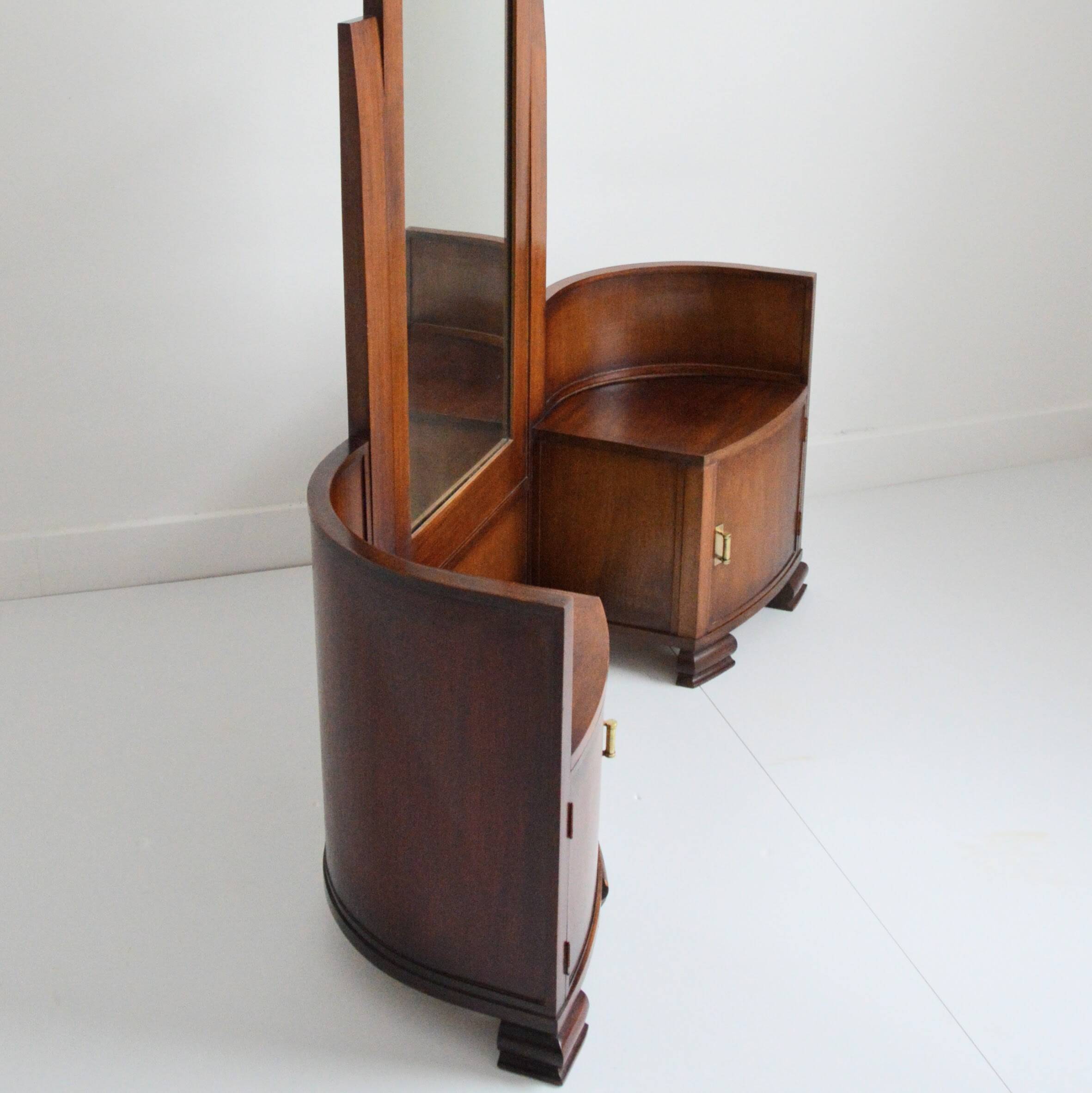 Hairdresser / Art Deco Entrance Furniture 1930